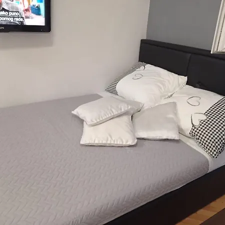 Apartment Victoria *